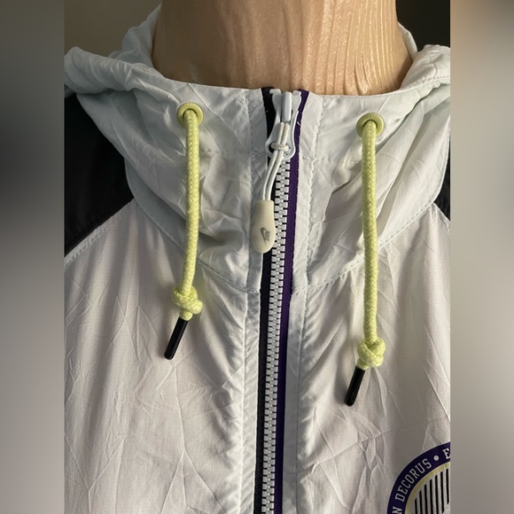 NIKE Womens Vintage Zip Windbreaker Efficiens Non Decorus - Picture 6 of 6